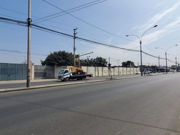 TERRENO EN VENTA INDUSTRIA LIGERA ,AV ARGENTINA 4002 M2