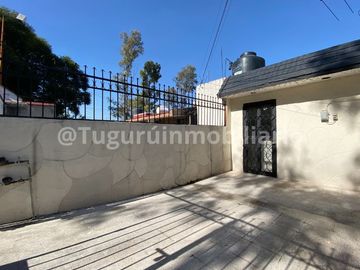 Casa en venta Tlalnepantla, cerca de Valle Dorado con terraza y 3 estacionamientos