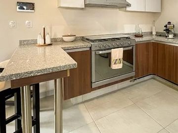 PRECIOSA Y AMPLIA CASA, EXCELENTE UBICACIÓN EN FRACC. RESIDENCIAL LAS AMÉRICAS. A UNOS MINUTOS DE LA CDMX!!! -NO CRÉDITOS-