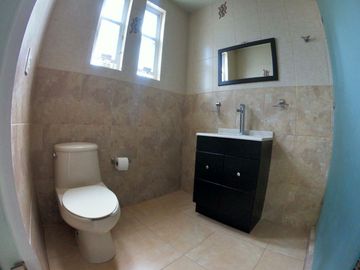 Casa Residencial en Venta o Renta en Guadalupe, en Fracc. Conde Santiago de la Laguna