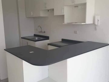 VENDO LINDOS DEPARTAMENTOS CON COCHERA EN VALLESITO CERCA LA CATOLICA