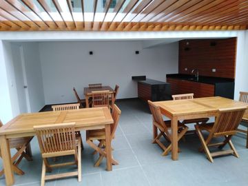 VENTA DEPARTAMENTO SURQUILLO 3 DORMITORIOS COCHERA VISTA EXTERIOR
