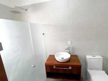 Casa en venta en Sendero Parque Gell, Playa del Carmen, Quintana Roo BR54