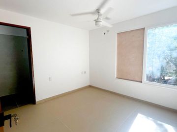 Casa en venta en Sendero Parque Gell, Playa del Carmen, Quintana Roo BR54