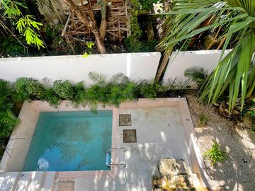 Casa en venta en Sendero Parque Gell, Playa del Carmen, Quintana Roo BR54