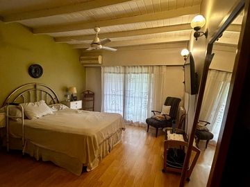 Lindisima Casa con Jardín y Pileta - La Horqueta, San Isidro