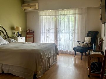 Lindisima Casa con Jardín y Pileta - La Horqueta, San Isidro