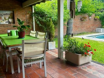 Lindisima Casa con Jardín y Pileta - La Horqueta, San Isidro