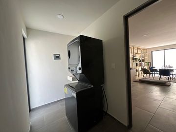 Casa en venta en Puebla, Lomas De Angelopolis. Cuatro habitaciones