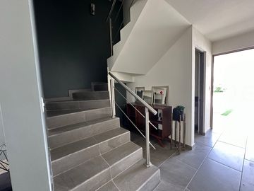 Casa en venta en Puebla, Lomas De Angelopolis. Cuatro habitaciones