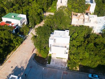Casa en venta en Sendero Norte, Playa del Carmen, Quintana Roo BR54