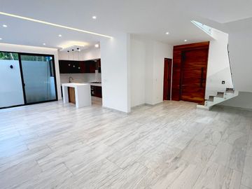 Casa en venta en Sendero Norte, Playa del Carmen, Quintana Roo BR54