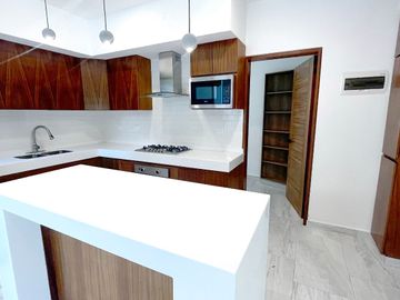 Casa en venta en Sendero Norte, Playa del Carmen, Quintana Roo BR54