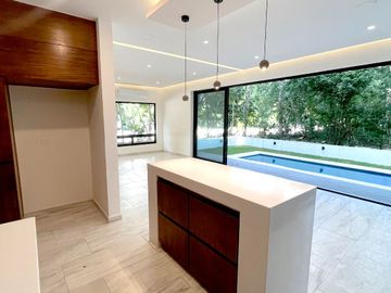 Casa en venta en Sendero Norte, Playa del Carmen, Quintana Roo BR54