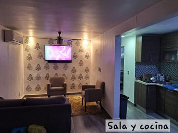 Casa en Venta en Colonia Real del Valle primer Sector Santa Catarina Nuevo Leon