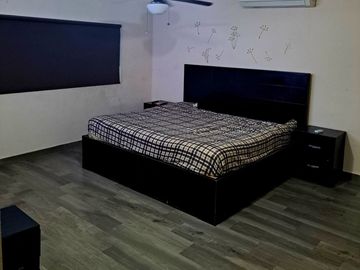 Casa en Venta en Colonia Real del Valle primer Sector Santa Catarina Nuevo Leon