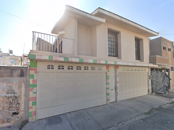 CASA EN VENTA, !! PROPIEDAD DE REMATE YA ADJUDICADA¡¡, E+A RESPALDO INMOBILIARIO-Benito Crespo 102, Fraccionamiento del Lago, 34080 Durango, Dgo.
