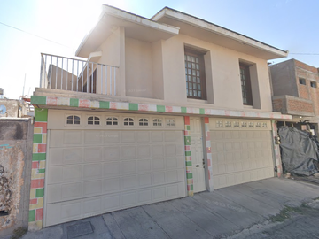 CASA EN VENTA, !! PROPIEDAD DE REMATE YA ADJUDICADA¡¡, E+A RESPALDO INMOBILIARIO-Benito Crespo 102, Fraccionamiento del Lago, 34080 Durango, Dgo.