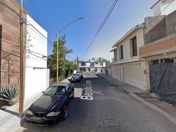 CASA EN VENTA, !! PROPIEDAD DE REMATE YA ADJUDICADA¡¡, E+A RESPALDO INMOBILIARIO-Benito Crespo 102, Fraccionamiento del Lago, 34080 Durango, Dgo.