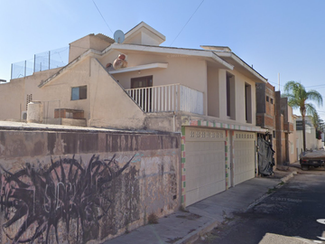 CASA EN VENTA, !! PROPIEDAD DE REMATE YA ADJUDICADA¡¡, E+A RESPALDO INMOBILIARIO-Benito Crespo 102, Fraccionamiento del Lago, 34080 Durango, Dgo.