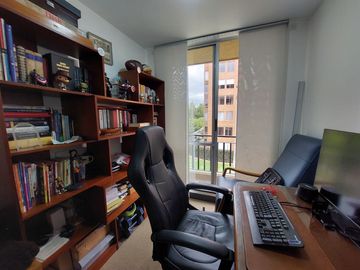 APARTAMENRO EN VENTA EN MADRID CUNDINAMARCA CON PISCINA ¡EN UNO DE SUS SECTORES MAS EXCLUSIVOS!