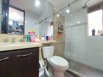 APARTAMENRO EN VENTA EN MADRID CUNDINAMARCA CON PISCINA ¡EN UNO DE SUS SECTORES MAS EXCLUSIVOS!