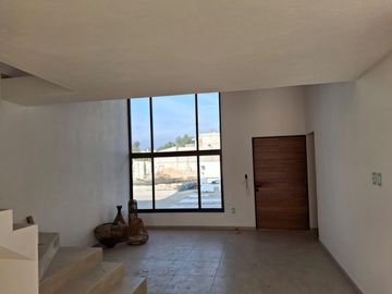 Casa en Residencial Lomas de Hacienda Etapa II