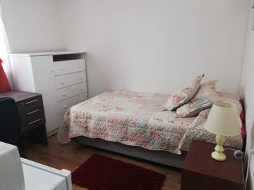 Casa con ampliación, 7 dorm, 2 baños, ampliación 4 dorm. con baños, patio, Collao, Concepción