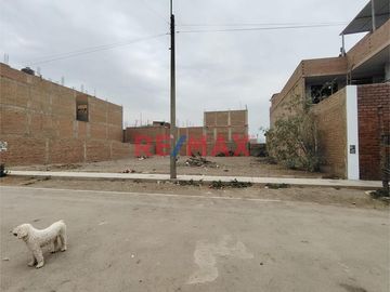 Venta De Terreno En La Mejor Zona De Puente Piedra Con 160 M2