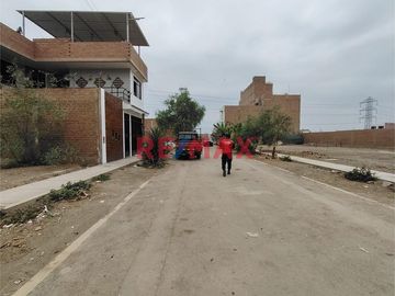 Venta De Terreno En La Mejor Zona De Puente Piedra Con 160 M2