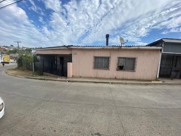 SE VENDE PROPIEDAD REGULAR ESTADO, SAN ANTONIO