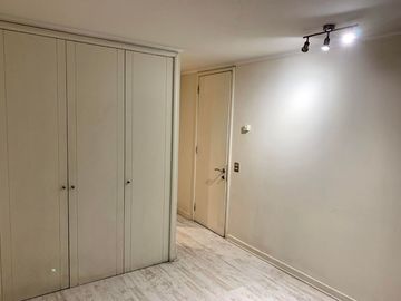 Se Vende Departamento en Ñuñoa, 2 Dormitorios 2 Baños Estacionamiento  Bodega
