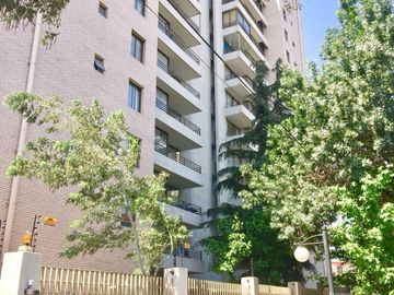 Se Vende Departamento en Ñuñoa, 2 Dormitorios 2 Baños Estacionamiento  Bodega