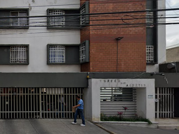 - Casa En Remate Bancario en Gustavo A. Madero, Ciudad De México