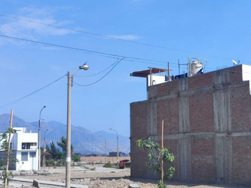 VENTA TERRENO EN LA ARBOLEDA CARABAYLLO