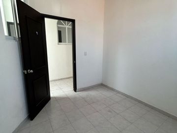Renta de oficina en Col. Jiménez Gallardo cerca de Pabellón Metepec
