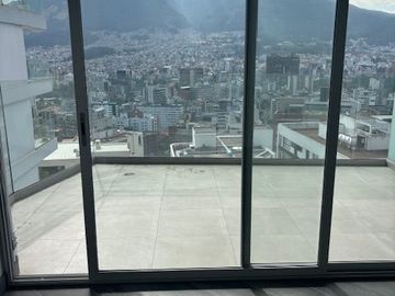 Vendo suite con amplia terraza y vista