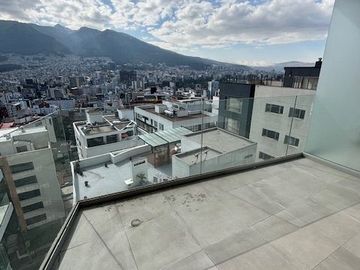 Vendo suite con amplia terraza y vista
