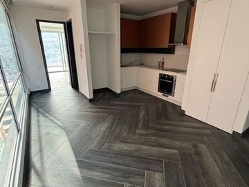 Vendo suite con amplia terraza y vista
