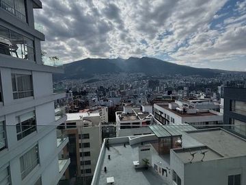 Vendo suite con amplia terraza y vista