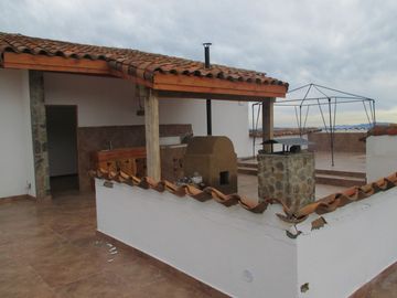 PARCELA CON CASA VISTA HERMOSA EN CONDOMINIO LA AURORA