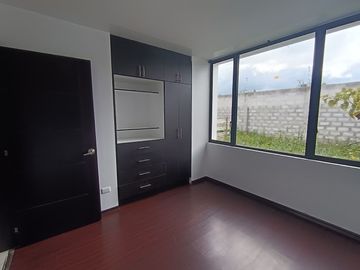 Venta Hermosa Casa Andrade Marín (Atuntaqui)