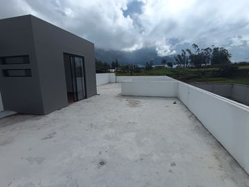 Venta Hermosa Casa Andrade Marín (Atuntaqui)