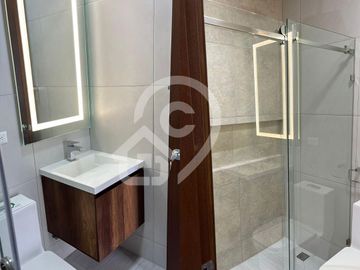 Departamento en venta, Hotel REEC Machala