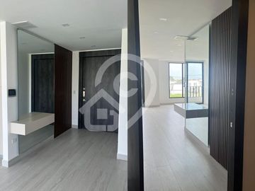 Departamento en venta, Hotel REEC Machala