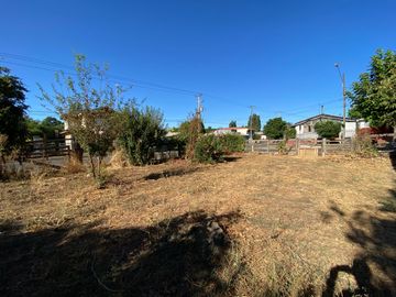 Vendo terreno esquina comuna El Carmen, cerca de plaza de Armas, ideal para inversión