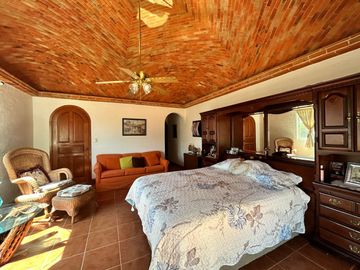 CASA EN VENTA, TEQUISQUIAPAN, QUERETARO.