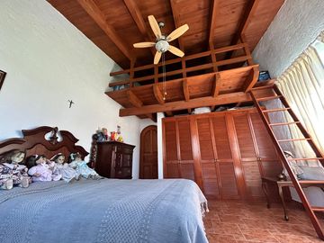 CASA EN VENTA, TEQUISQUIAPAN, QUERETARO.