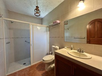 CASA EN VENTA, TEQUISQUIAPAN, QUERETARO.