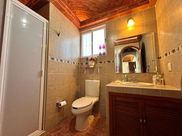 CASA EN VENTA, TEQUISQUIAPAN, QUERETARO.